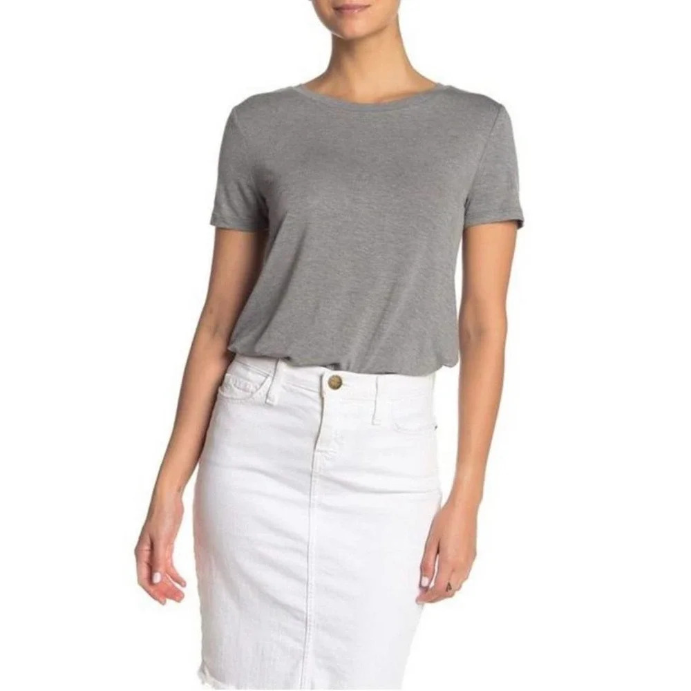 Elodie Women's Gray Short Sleeve Crewneck Bodysuit Small NWT